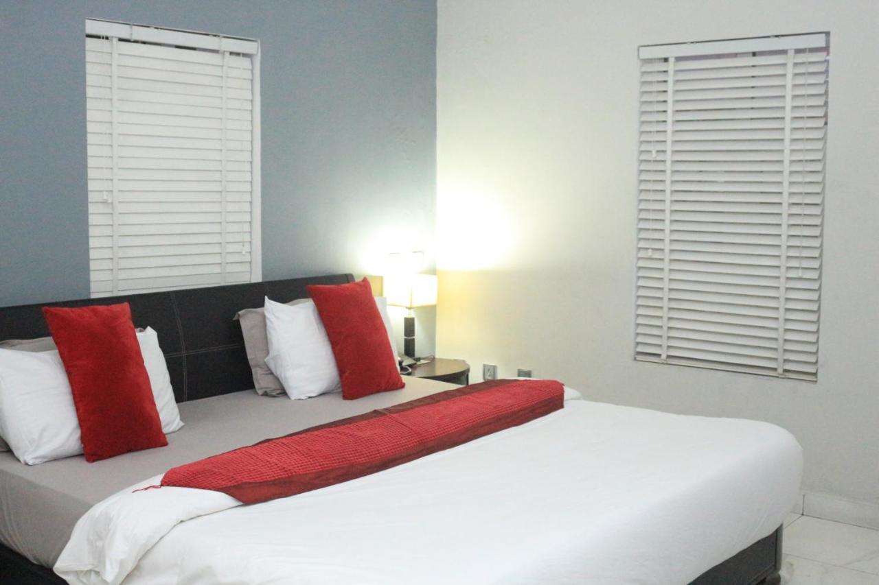 The Crib Lifestyle Hotel Port Harcourt Exterior foto
